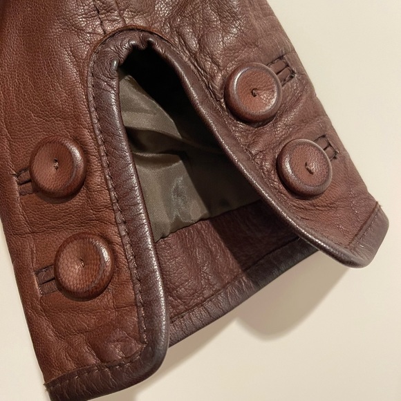 Leather jacket - Picture 3 of 4